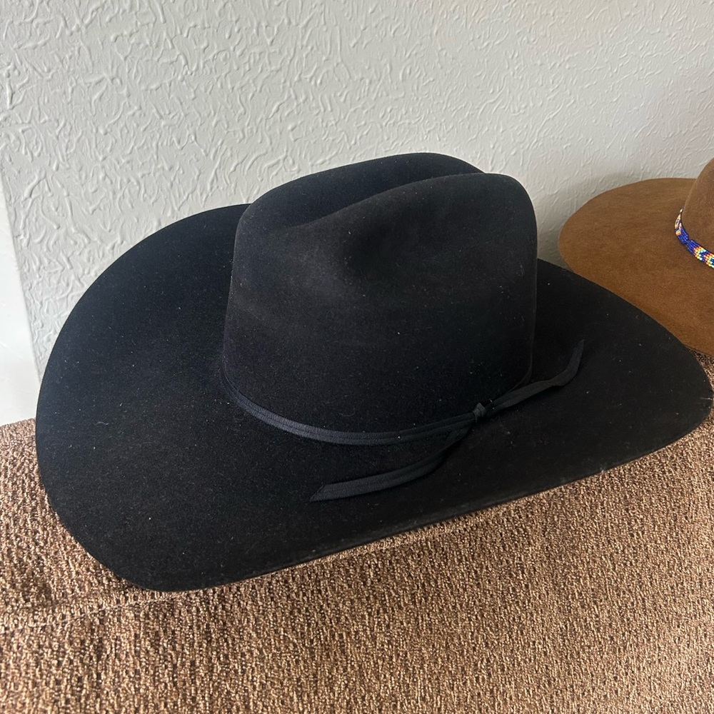 Black Felt Cowboy Hat